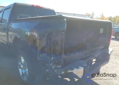 2011 Chevrolet Silverado 1500 Lt z USA, uszkodzony, nr VIN 1GCPKSE3XBF238395